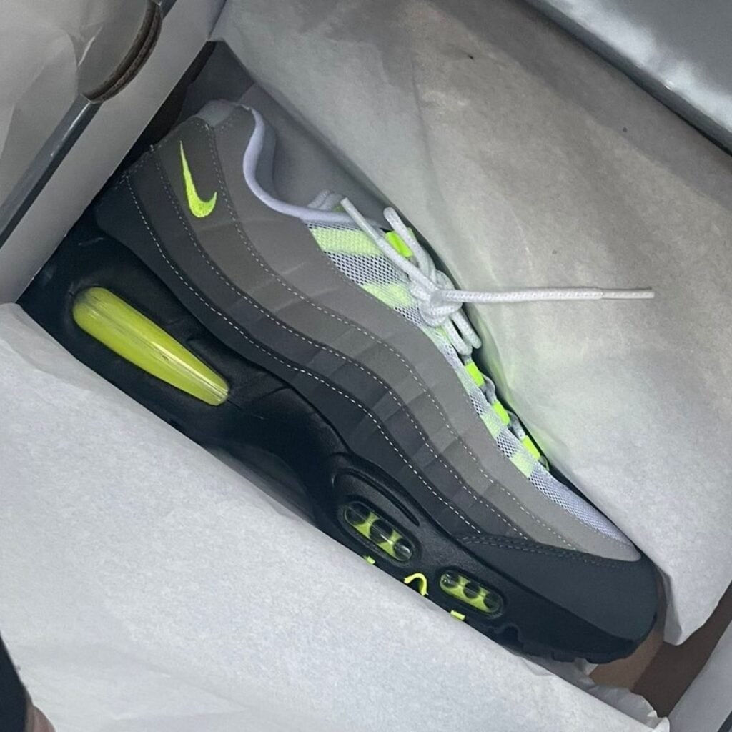 Nike Air Max 95 OG Neon Big Bubble HM4740-004 Release Info